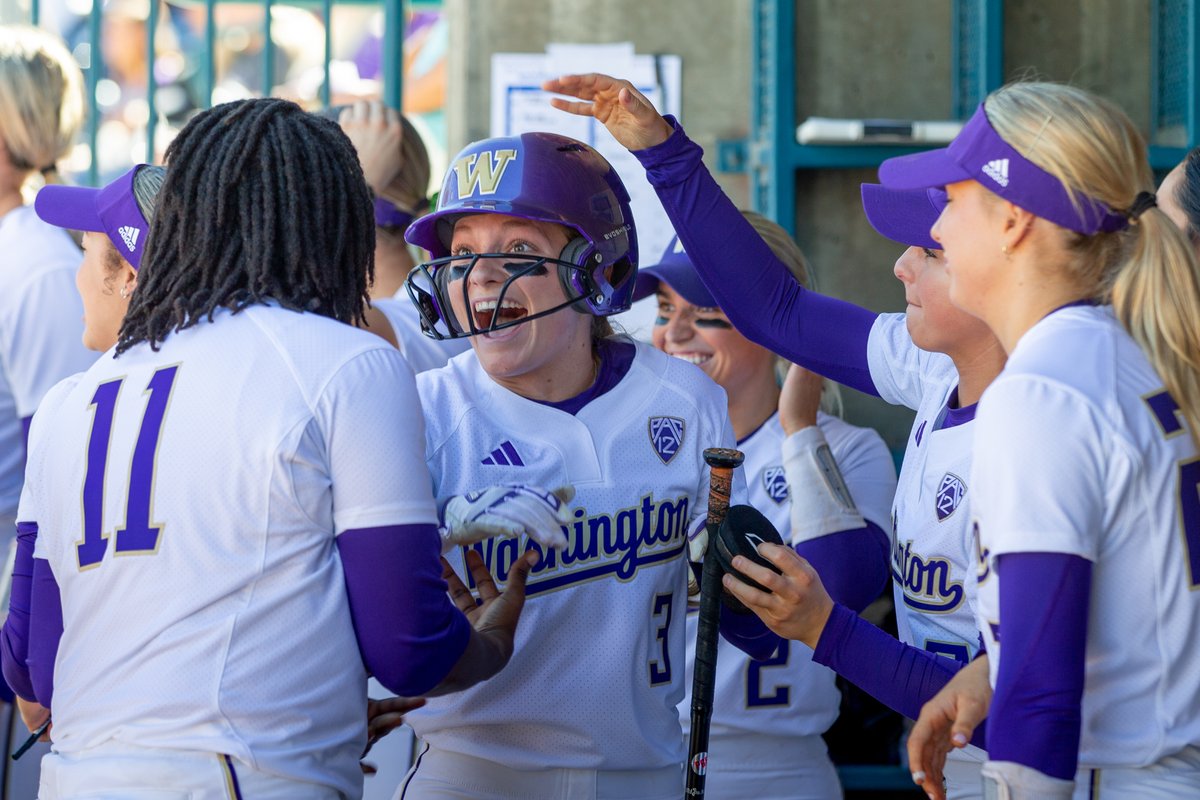 UWSoftball's tweet photo. Relive opening weekend through the lens 📸

Thursday: https://t.co/5z6IsVHjFz
Friday: https://t.co/6agUzEPBFw
Saturday: https://t.co/q0B4OZ8HMI

#MightyAreTheWomen https://t.co/RZ7HLVauif