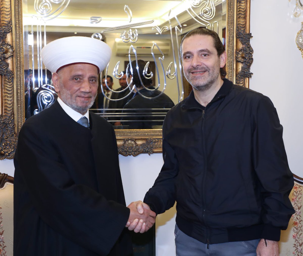 saadhariri's tweet photo. زار الرئيس سعد الحريري هذا المساء مفتي الجمهورية الشيخ عبد اللطيف دريان واطمأن الى صحته. https://t.co/BDipBS1j6P