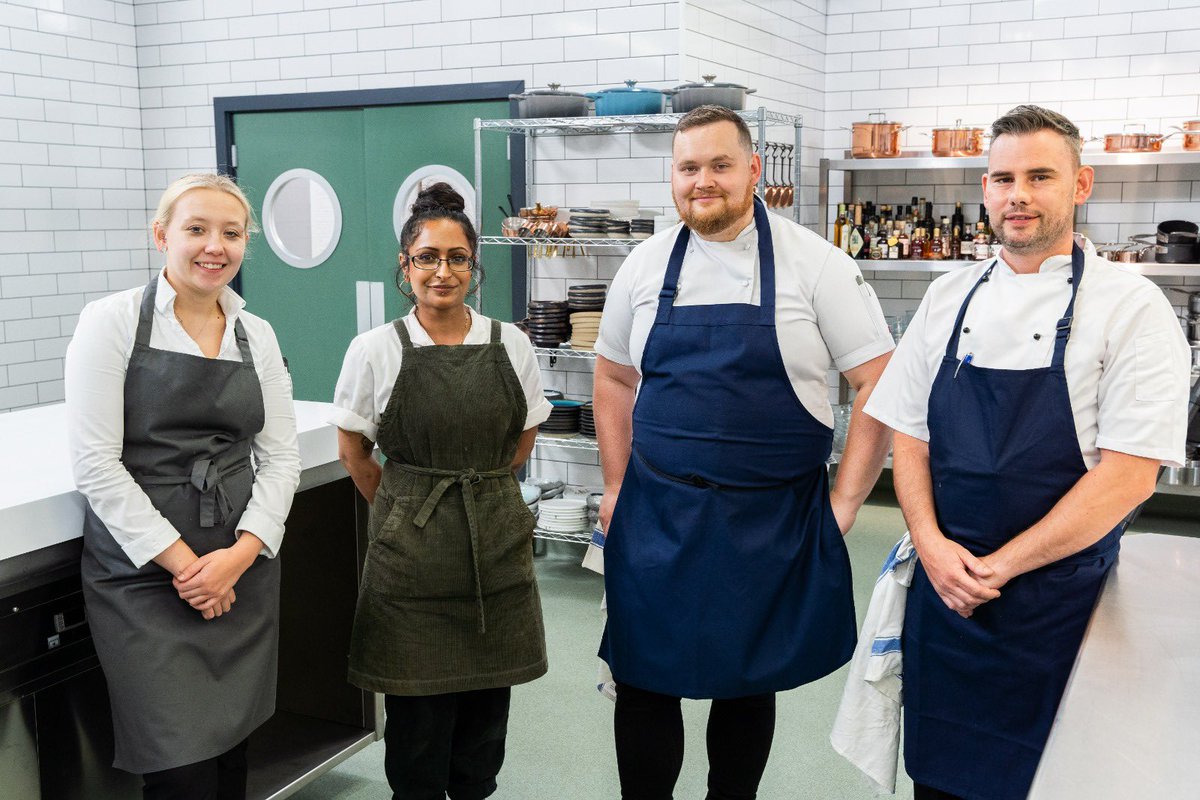 Tune in tomorrow 8pm on @BBCTwo to catch our amazing chefs from #wales cook up a storm in the GBM kitchen! Celebrating #animation and #illustration #GreatBritishMenu