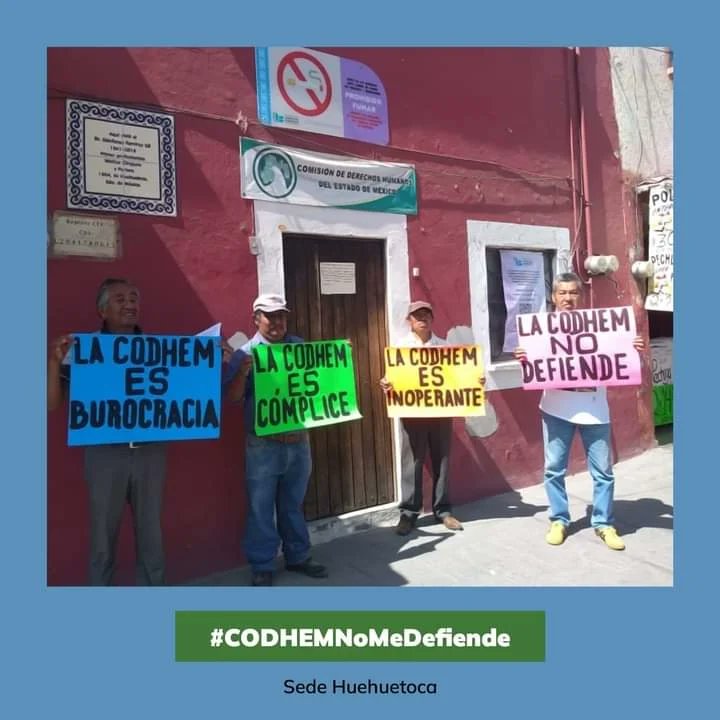 ObsLibertad's tweet photo. Con la frase "La @CODHEM no me cuida" colectivos del #EstadoDeMéxico critican la falta de respuesta de la institución para defender los derechos humanos y a las víctimas.
Fotografías de @cdhzloficial @Hazvalermilibe1 https://t.co/WzfkVmaIfB