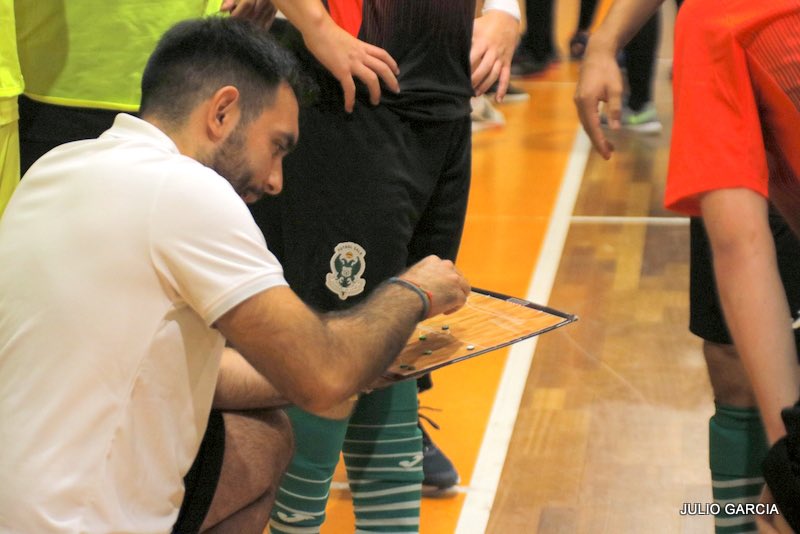 ¡Desde hoy tenemos una verdiblanca más en nuestra familia! 🫶🏻

🍼 Nuestro compañero del @CD_ToledoFS, Álvaro Portales, ha sido papá de una niña.

¡Enhorabuena! 😀🙌🏼

#SiempreCDToledo 💚⚪️