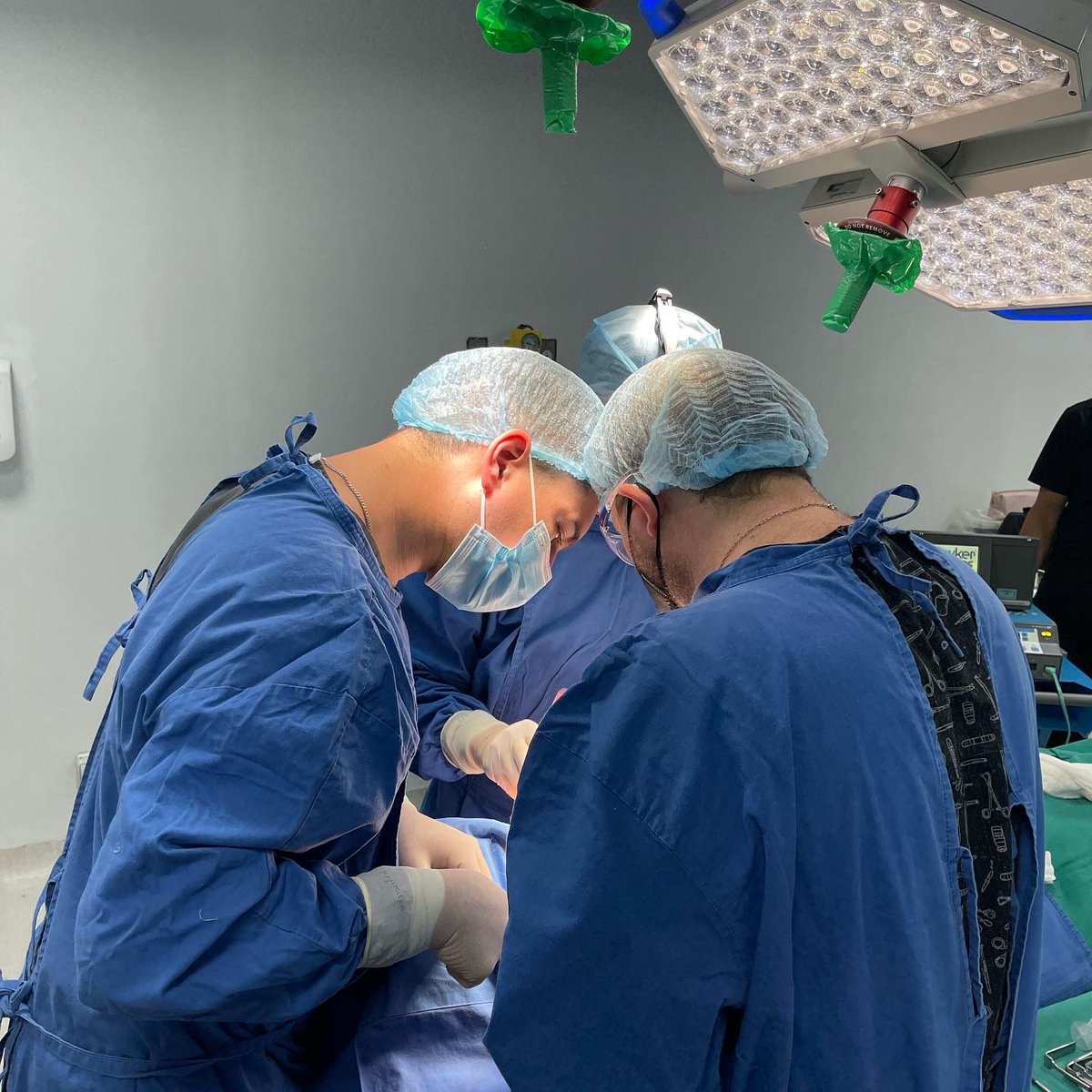 HospitalPSB's tweet photo. Un saludo especial en su día a nuestros doctores maxilofacial.
#HPSB #SALUD #SANBERNARDO #MAXILOFACIAL https://t.co/AwrbFkYdHz