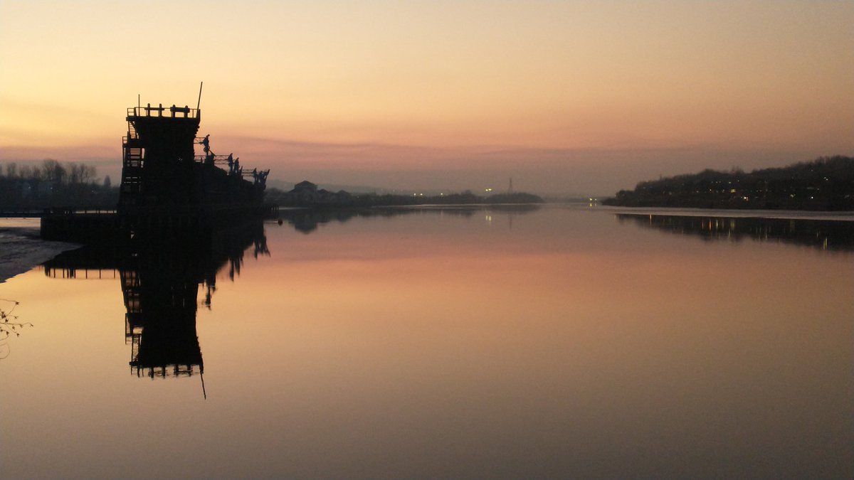 Not always a bad thing when the train gets cancelled. I get to go for a ride. #dunstanstaithes