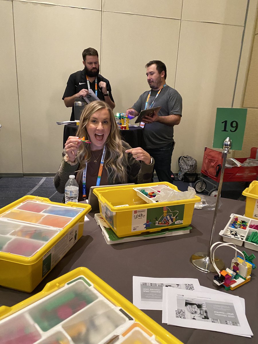 MrsMinarich's tweet photo. #STEM teacher, Mrs Ragain, found her inner LEGO happiness!   She’s bringing back some great ideas from #IDEAcon2023 @ChannahonPride https://t.co/xYHb35jFoK