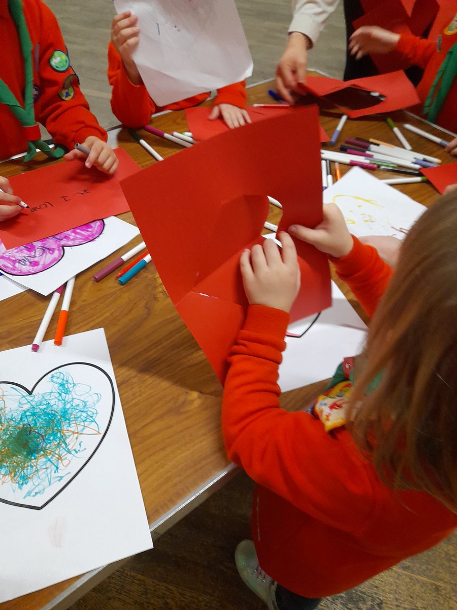 DaSilvaVictoria's tweet photo. Fabulous evening to meet the Squirrel Scouts and leaders/volunteers of Leyland United Reformed Church Scout Group. Lots of fun and laughter with amazing crafts. So proud to join the investiture of new Squirrels. @scoutssr @WestLancsScouts https://t.co/syioB1MGzy