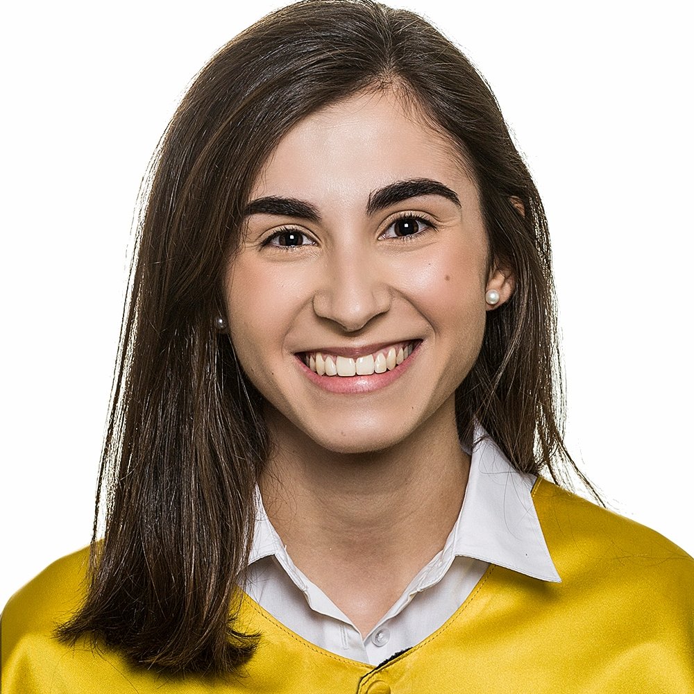 MedUNAV's tweet photo. Patricia Andrés, número uno del #MIR2023 🥳

¡ENHORABUENA!

➡️ El 97,13 % de los graduados de #MedUNAV presentados al examen obtiene una de las 8550 plazas ofertadas por el Ministerio de @sanidadgob y el 40% se sitúa entre los 2000 primeros puestos.

👉 https://t.co/vLAAzDQONC https://t.co/VfEEDtA1uu
