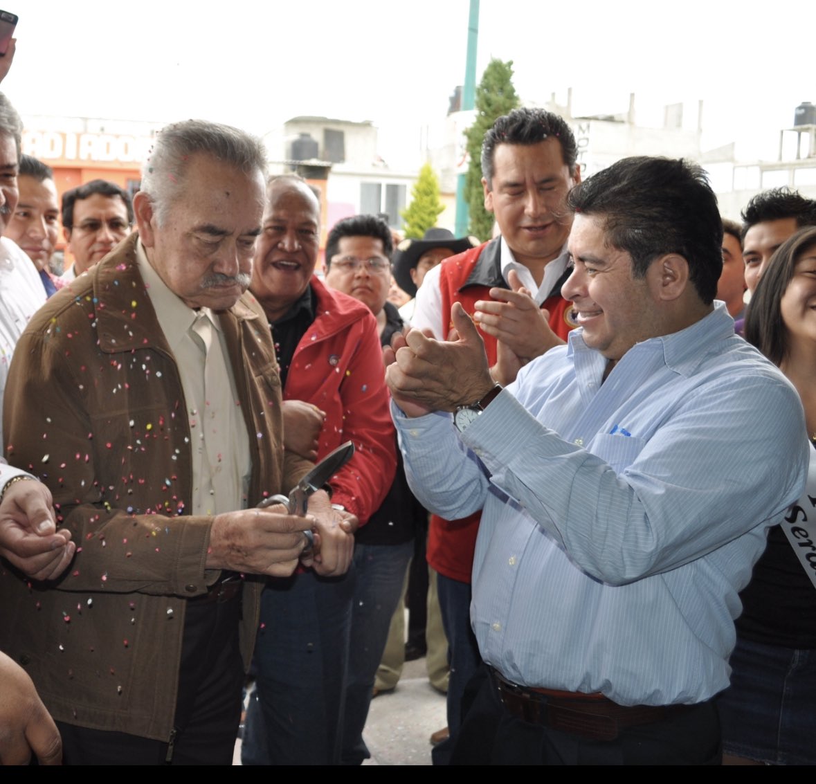 Inolvidable, Don Salomón Soto forjador del sindicalismo en Puebla y formador del liderazgo actual de la <a href="/CTMPuebla/">CTM_FTPuebla</a>.
Sus valores trascendieron su propia vida. Hoy a 10 años de su partida con <a href="/leobardosoto/">Leobardo Soto</a> al frente lo recordamos con el reto de estar a la altura de su ejemplo