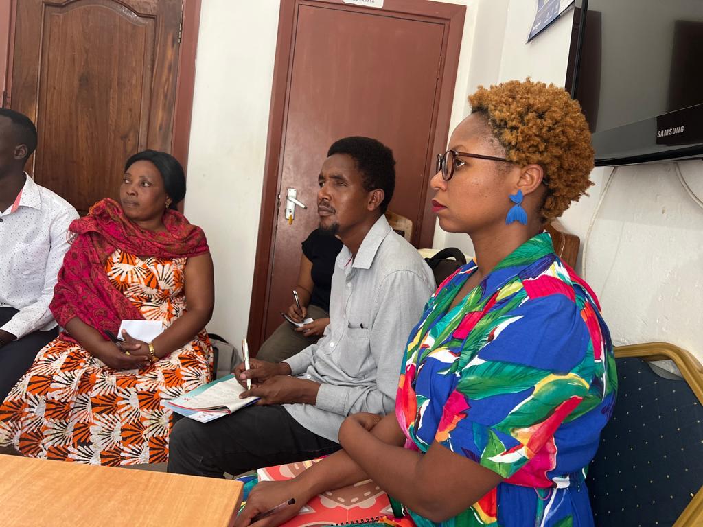 Earlier today at a meeting with the Arusha City council regarding the Joint blood donation drive on March 5th.
#rotary #rotaract #blooddonation #savelife #Arusha
