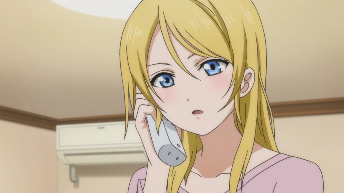 pretty≠attractive
also she have the typical average cute anime girls characteristics "blonde &amp; blue eyes" and even so there are so many girls with the same physical characteristics who are actually way prettier than her