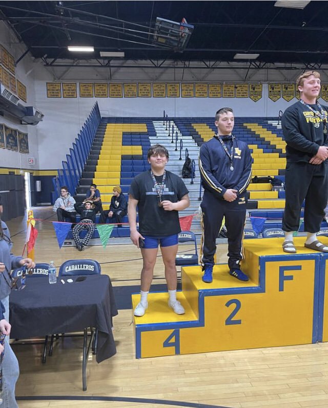 CguhsFootball's tweet photo. #ICYMI 
@CguhsFootball 2025 ALL STATE OL/DL @LelendC and 2023 DL @LukeeLunaa both qualified for the state tournament in wrestling, finishing 3rd and 4th in their respective sections. Hard fought and well deserved 🤝Good luck at State Cougars! 🔵🟡 https://t.co/r6Q0AaNjDs