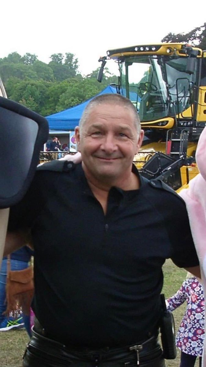 CopsMinds's tweet image. URGENT! 

Bob has left a note a note saying ‘he can’t do this any more’.

PLEASE HELP! 

Name - Bob Lewis 
Height - 5’ 8”
build - stocky
Area - Wales, NP22 5AR