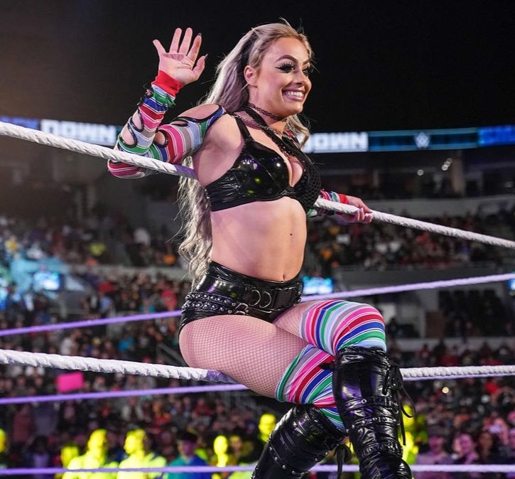 WWE Smackdown Superstar Admits Having “A Little Bit Of Baby Fever” 1