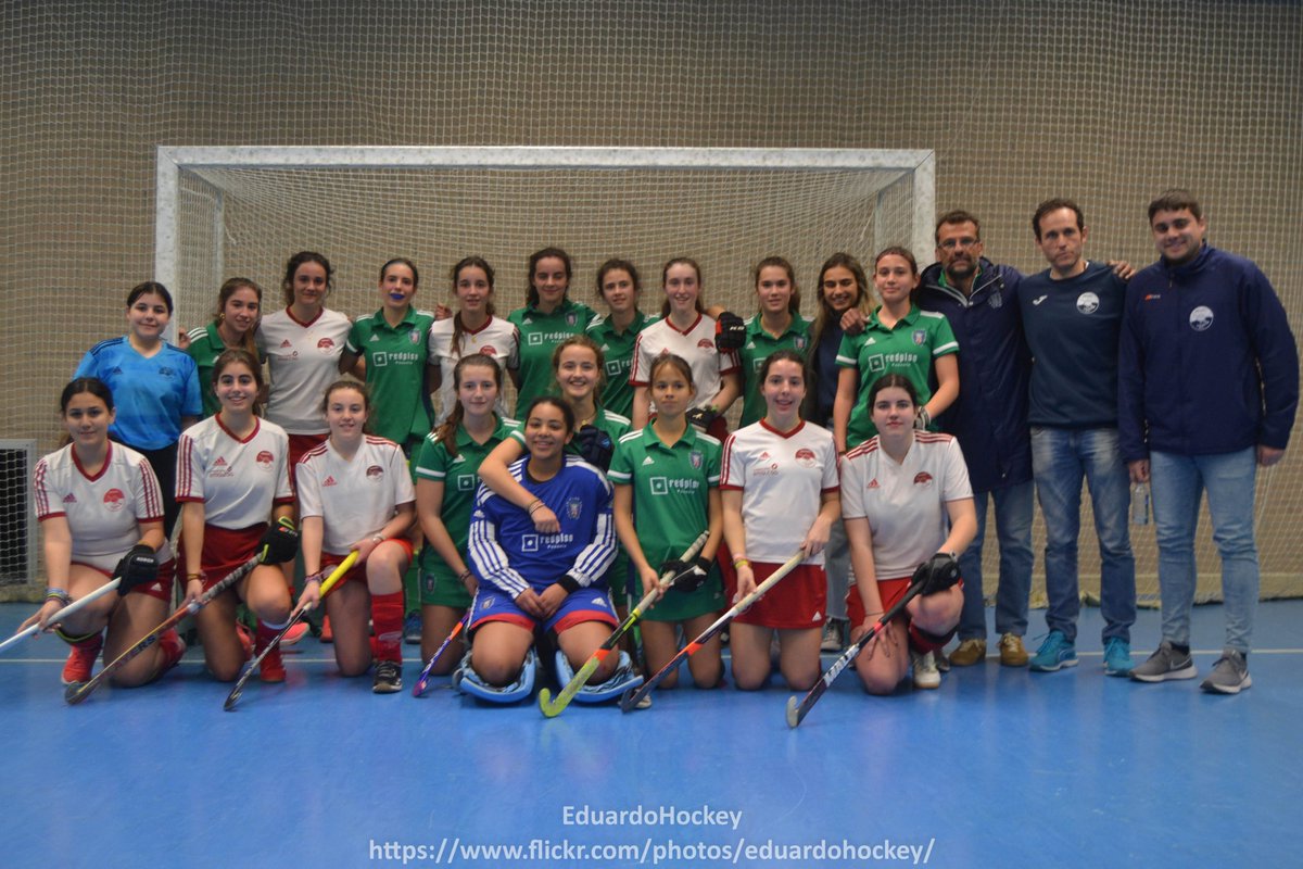 EduardoHockey's tweet photo. 20230211 - Sctr Cto Esp Juv Fem Sala Athletic Coruña - CH Pozuelo
Árbitros: Borja López - Evelyn Ramos
Delegado Técnico: José Luis Goicoechea

@athleticcoruna
@CHockeyPozuelo
@HockeyFm
@rfe_hockey

Fotos en:
https://t.co/AYWcyO0LLw https://t.co/kiSpFBuxkO