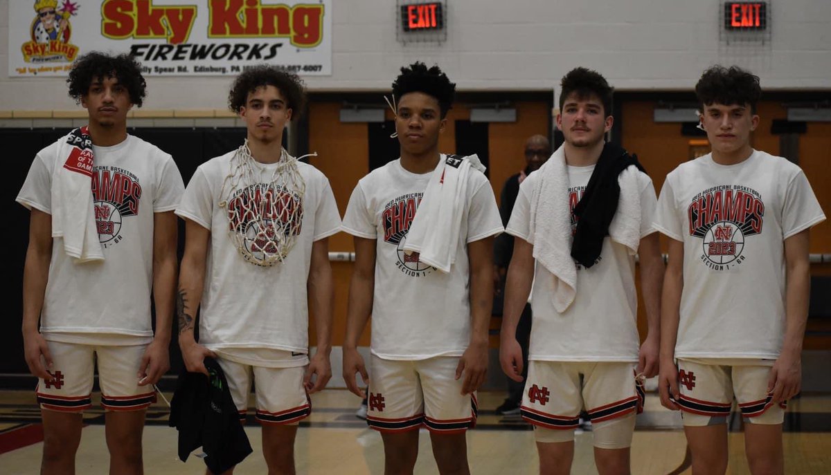 canes_cuz's tweet photo. Senior Night! 
The festivities for winter sports seniors will start @ 7:25 before the 8:00 game start!

Tonight the Caniacs will show their support by wearing their “Rally For Raequelle” shirts ❤️🖤

At halftime, the winner of the King and Queen of Hearts event will be announced! https://t.co/HZIYJrr9uY
