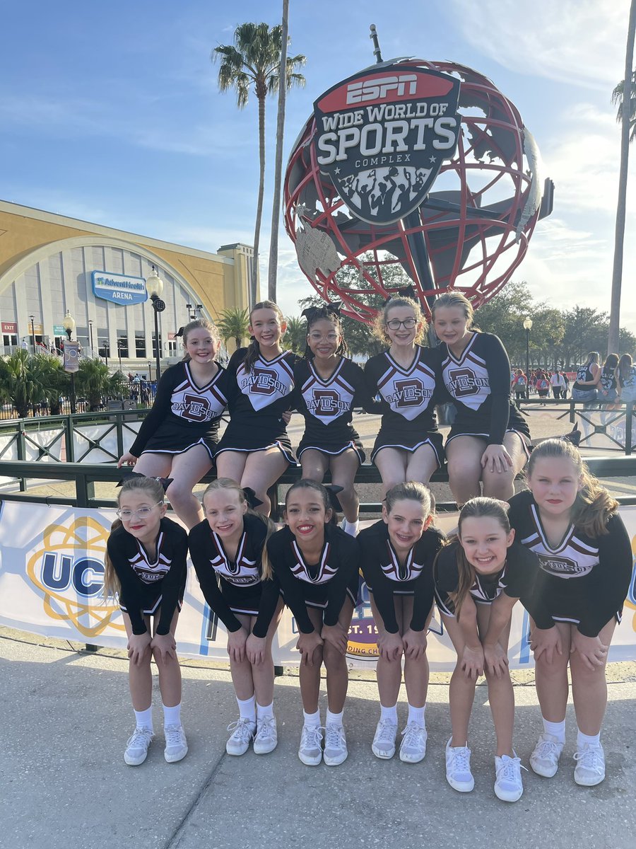 davidsonacademy's tweet photo. DA Middle School Cheer ended their season at UCA Nationals this past weekend with an amazing performance. Congratulations to all our middle school cheerleaders! #theDAway #middleschool #DAcheer #davidsonacademy #nationals @DABEARS_CHEER @athletics_da https://t.co/CZtwYad8eu
