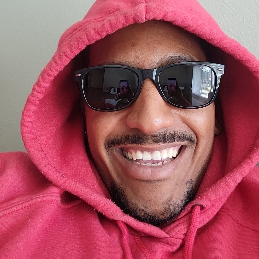 🚬 la Khalifa Kush y por mi madre que no encuentro como cerrar mi sonrisa ! ( estoy aprendiendo Tweeter° , no me juzguen mmgbs)