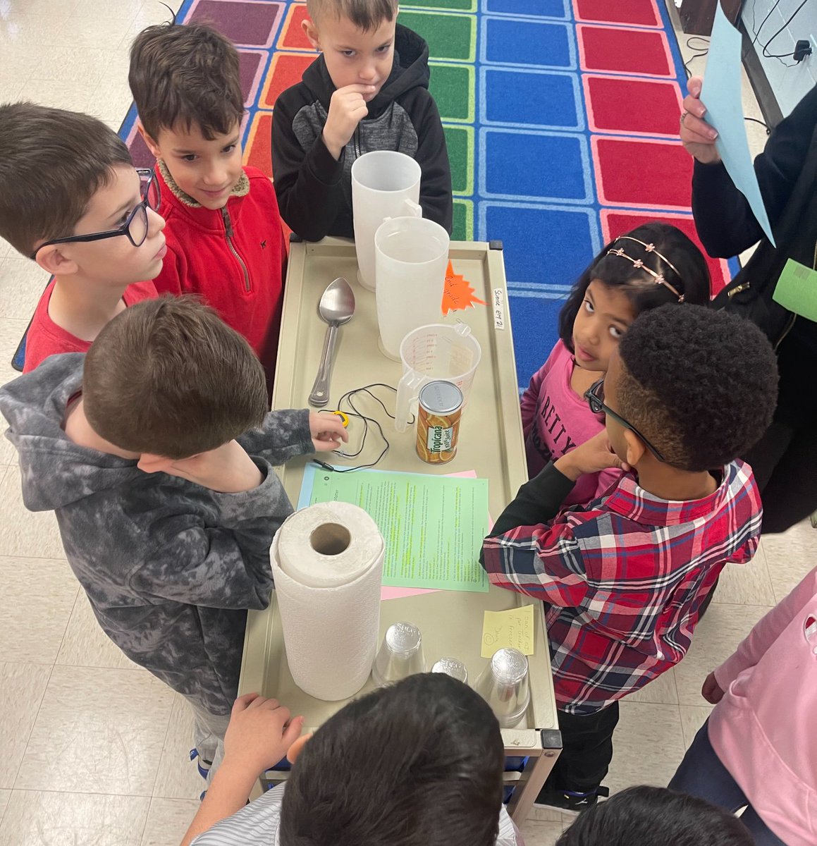CommackSchools's tweet photo. WP scientists learning about the #StatesofMatter through hands-on experiments in the lab this week! #WoodPark #Science #CommackSchool https://t.co/C8hQlrBaT0