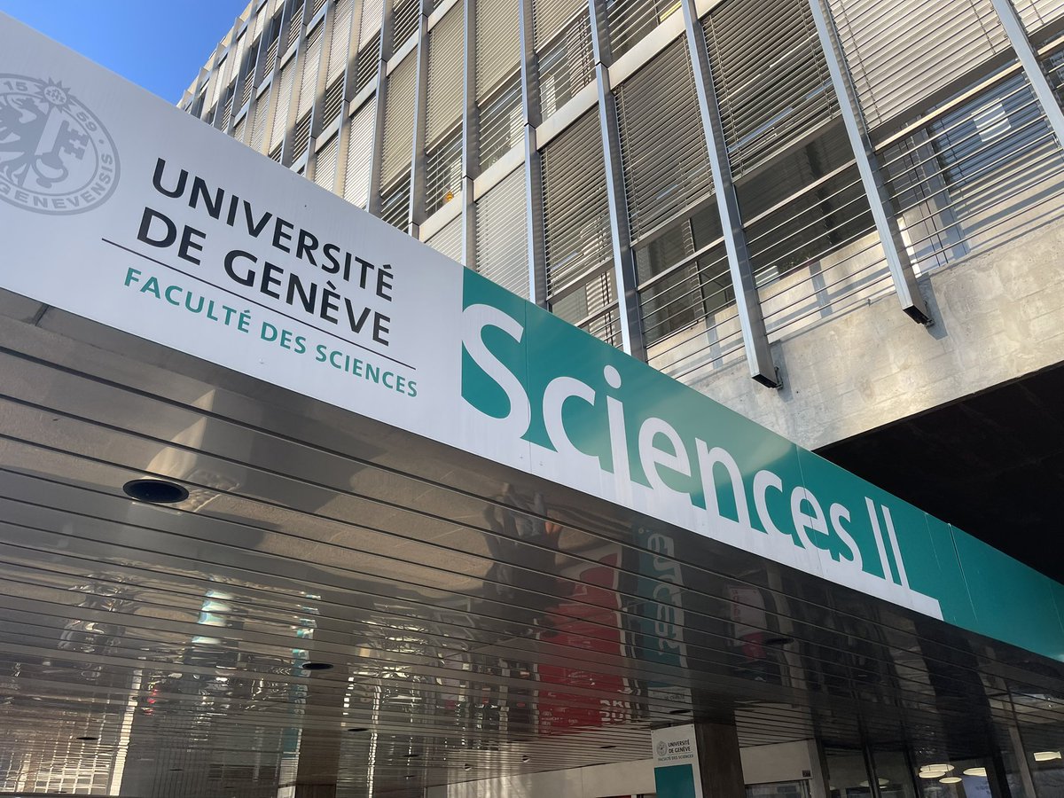 sretailleau's tweet photo. Avec @FlueckigerYves et Hugo Duminil-Copin, j’ai pu rencontrer les équipes de recherche fondamentale et de technologie avancée de @UNIGEnews.

La coopération entre nos établissements, dont @UGrenobleAlpes, est l’un des facteurs de leur rayonnement. https://t.co/aCb6AIv2BL