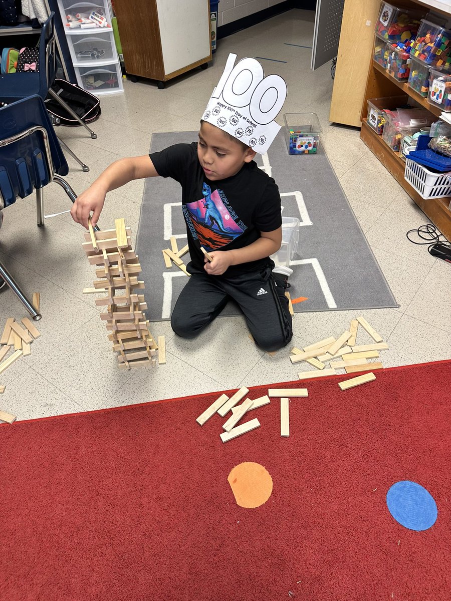 MsJConnors's tweet photo. What would you make with 100 blocks? Your own Jenga game? @FreedomHillES @FCPSSTEAM @FCPSR2 #FHHighlights https://t.co/Hg0UtcRRPt
