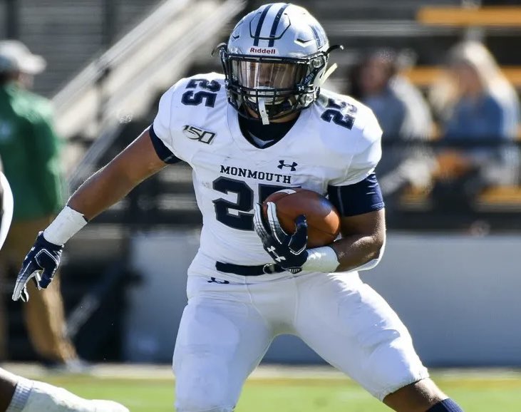 Coach_KCal's tweet photo. 2️⃣ Days
2️⃣ Pro Contracts

Congrats to former @MUHawksFB players @PeteyTheJet &amp; @_regg1 

#HawksInThePros https://t.co/k8RyUttCWn