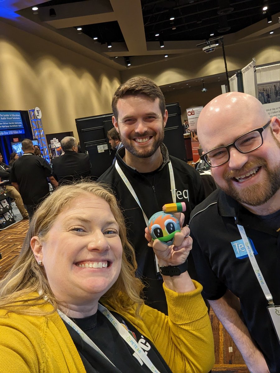 OTIS4educators's tweet photo. We're making friends and having a blast at @peteandc. Drop by booth 507 to check out  some awesome #edtech, chat with us about #PBL with #iBlocks or #PD with #OTIS4educators. Can't wait to meet you! @NEPAECT #WheresOTIS #PETEandC https://t.co/CnZD0mYvdI