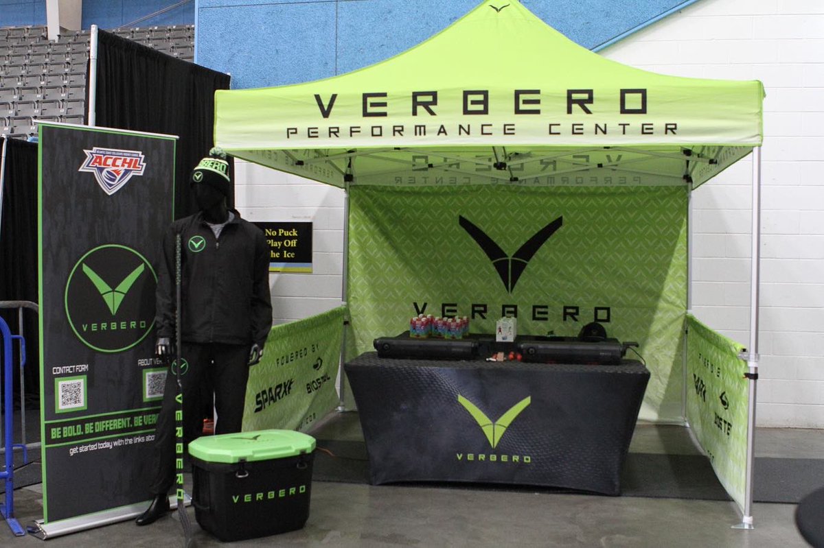 What a weekend and what an event with @acc_hockey 🙌🙌🙌 Excited to have debuted the Verbero Performance center with @biosteelsports &amp; @sparxhockey 🤝 

The growth to come will be game changing 🚨 #hockey #hockeyboys #verbero #partners #acchl #Rihanna