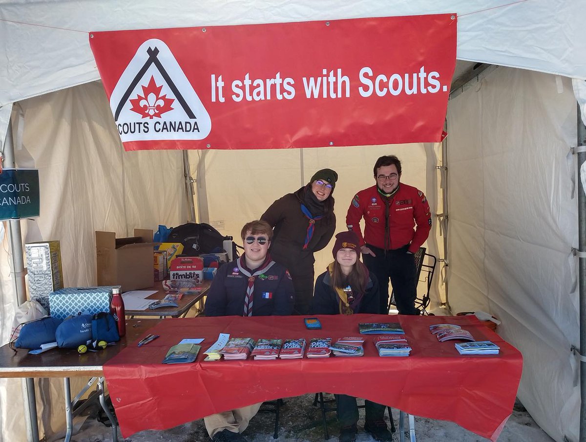 scoutscanada's tweet photo. Big thanks to Her Excellency, @GGCanada Mary Simon, for inviting Scouts to her #WinterCelebration @RideauHall, where visitors experienced winter traditions from around the world❄️🌎 

📷  @ barettcaya via Instagram https://t.co/tXWDFyHPCM