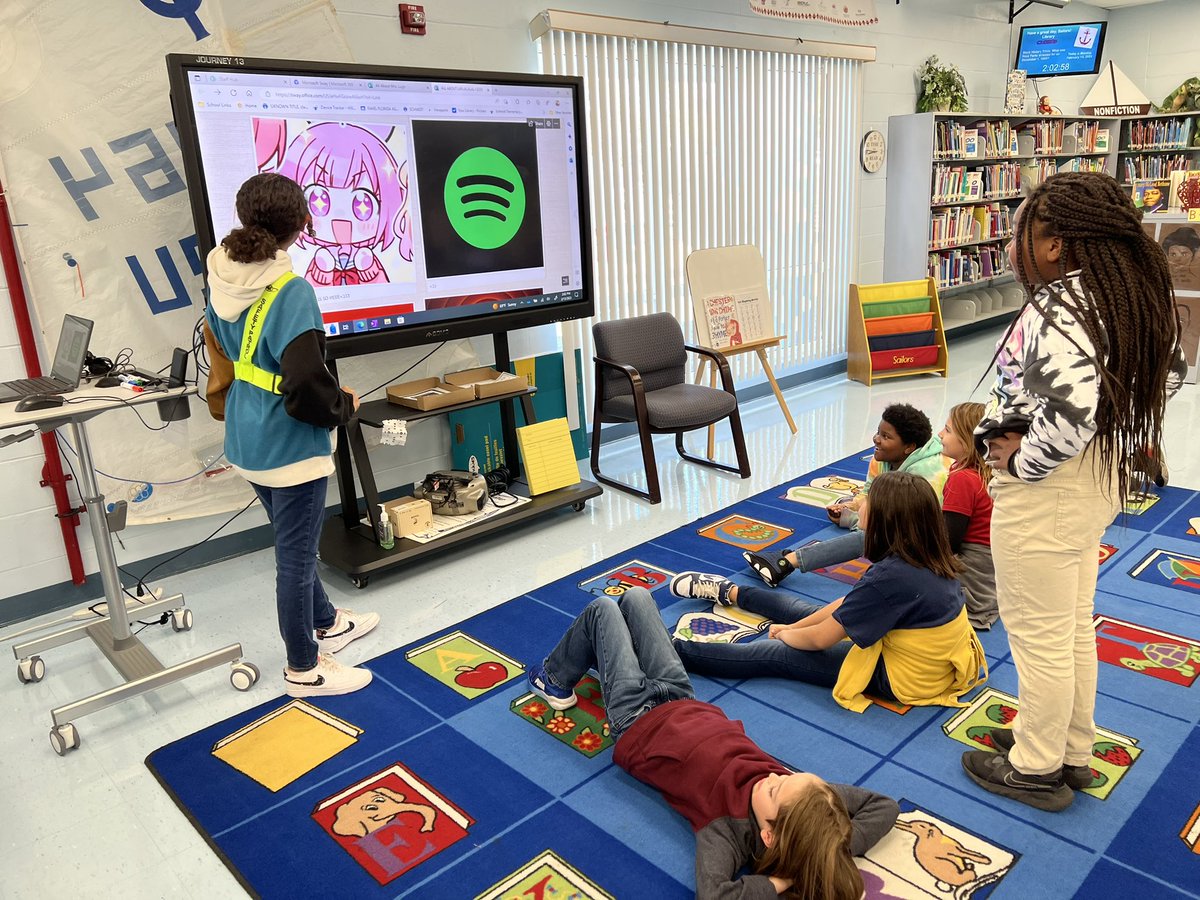 SchmidtSailors's tweet photo. Tech Club sharing their Sway presentations #Microsoft365 #MicrosoftEDU https://t.co/OfpCa5eIal