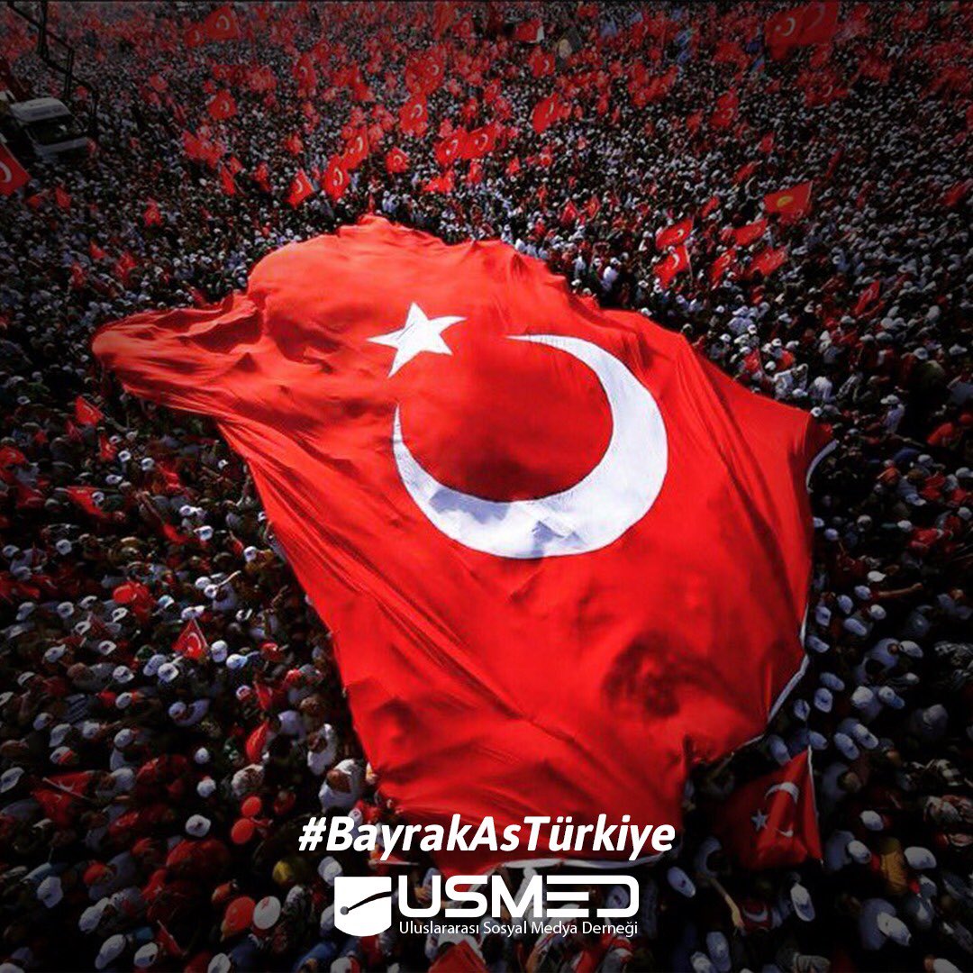 DigitalAilemiz's tweet photo. Şehirlerimiz, ilçelerimiz depremzede kardeşlerimize yardım için seferberlik halinde.
Türkiye Tek Yürek!
Yaraları birlikte sarıyoruz. 
#BayrakAsTürkiye 🇹🇷
@saidercan https://t.co/OwrvK5FQIT