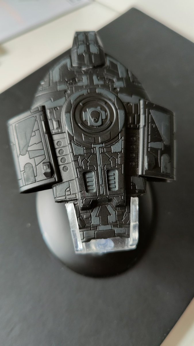 JJModelMaking's tweet photo. Sadly, I have literally no idea where this is now, but two years ago I thought it would be a fun afternoon project to repaint an Eaglemoss Defiant as the USS Monitor from the novel Star Trek The Return.
#Startreknovel #startrekbook #StarTrek https://t.co/7lb2PjVcuj