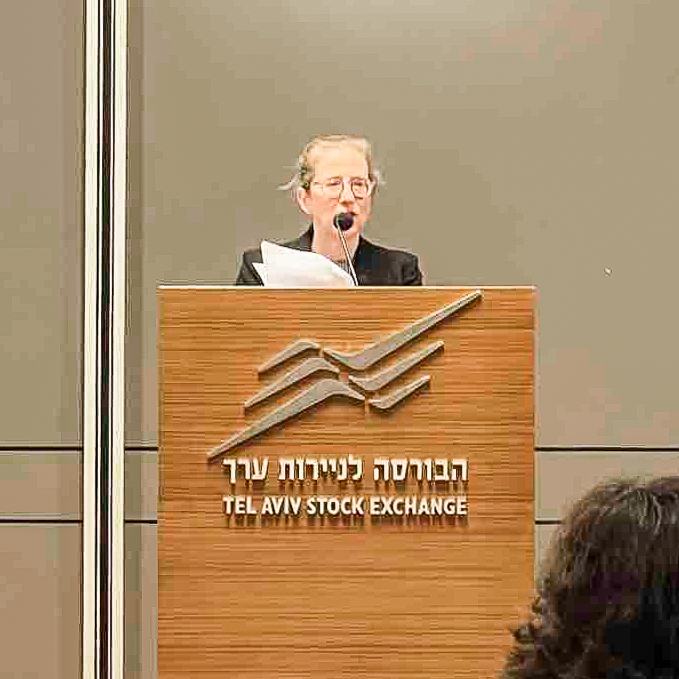 FraudFindr's tweet image. FraudFindr is at the inaugural Longevitech TLV.

We kicked off this morning with opening remarks by Dr. Ira Sobel.

Tomorrow our Founder &amp;amp; CEO, Karen Webber, will join a panel of experts to discuss age-friendly banking and how we protect older adults from scams and fraud.
