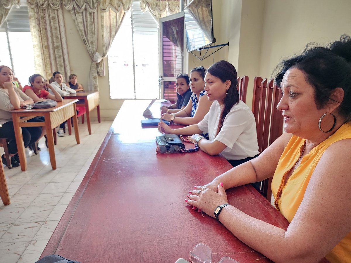 Bufetes Colectivos Granma tweet media