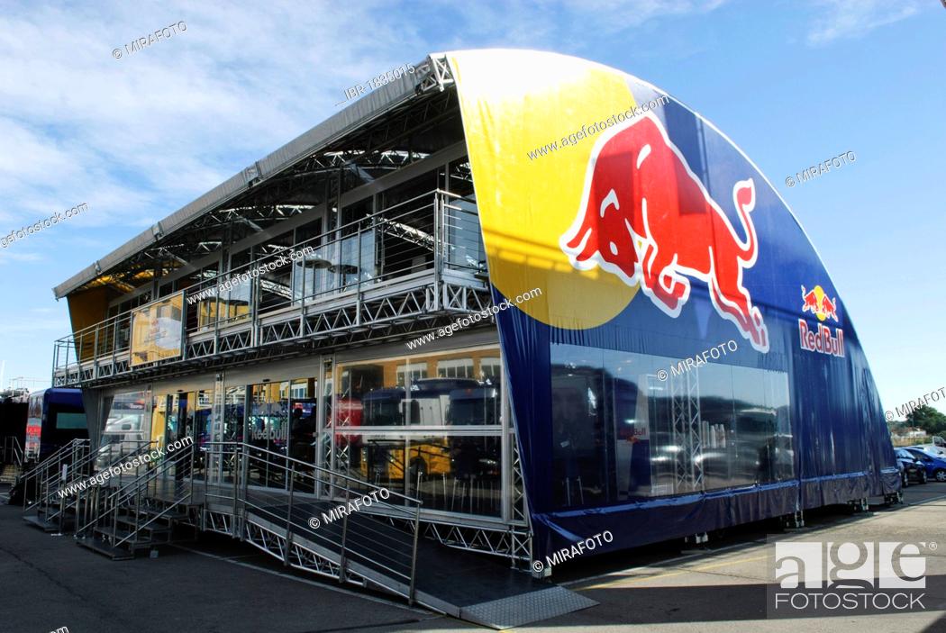 FFT_Redbull's tweet photo. Le nouveau directeur FFT-BarRroMeTriX a bien pris ces fonctions dans les locaux FFT-RedBull sera ce soir en réunion https://t.co/rOaixLofw7