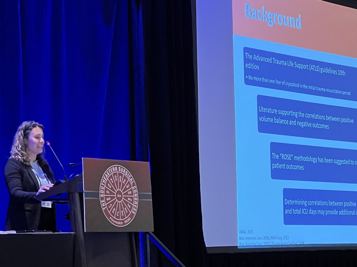 Treasure Bright, PharmD, presenting her research on resuscitation fluid in trauma patients #SESC23 @UFMedicineJax @UFJaxTrauma