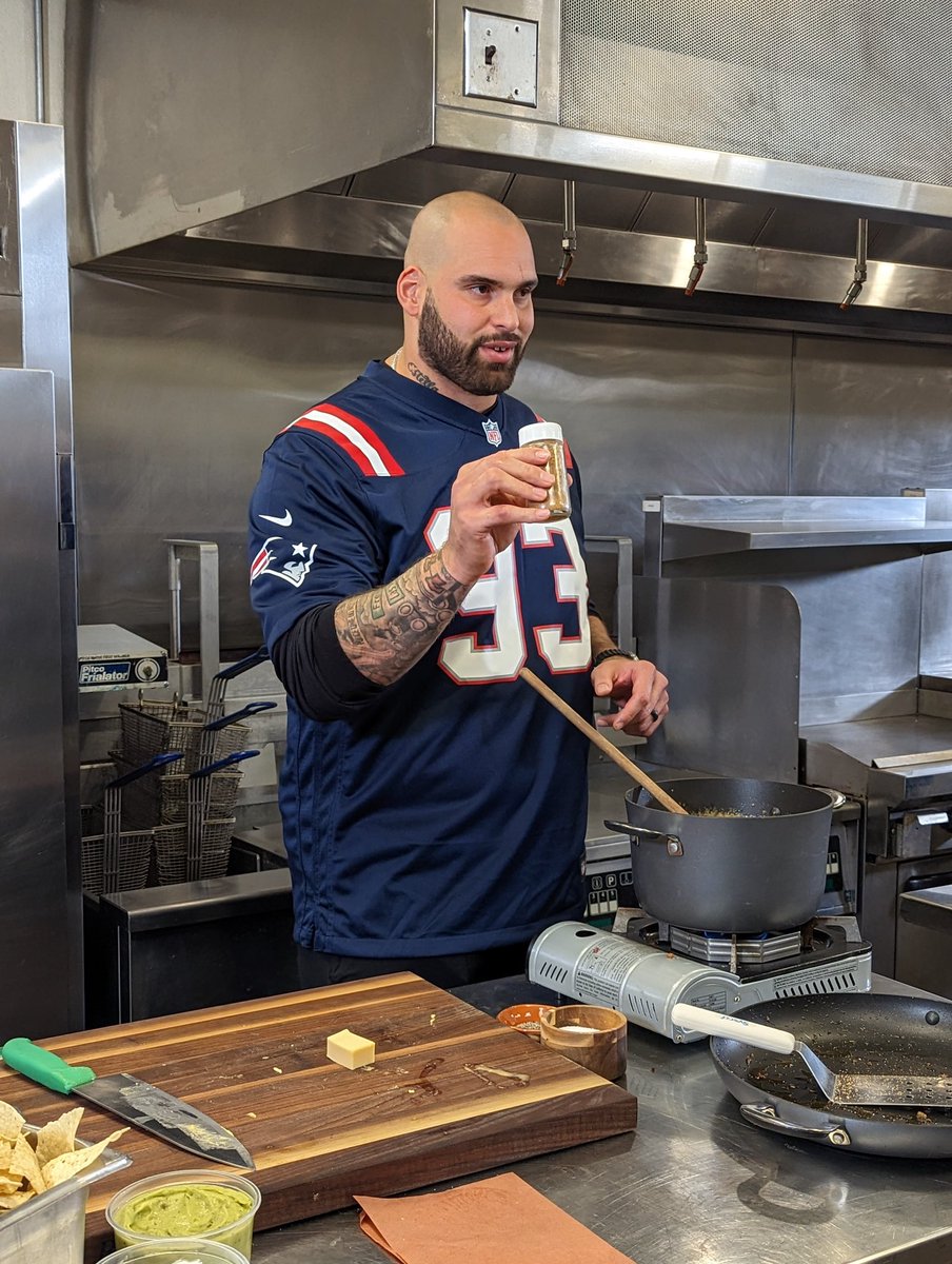 Lawrence Guy tweet media