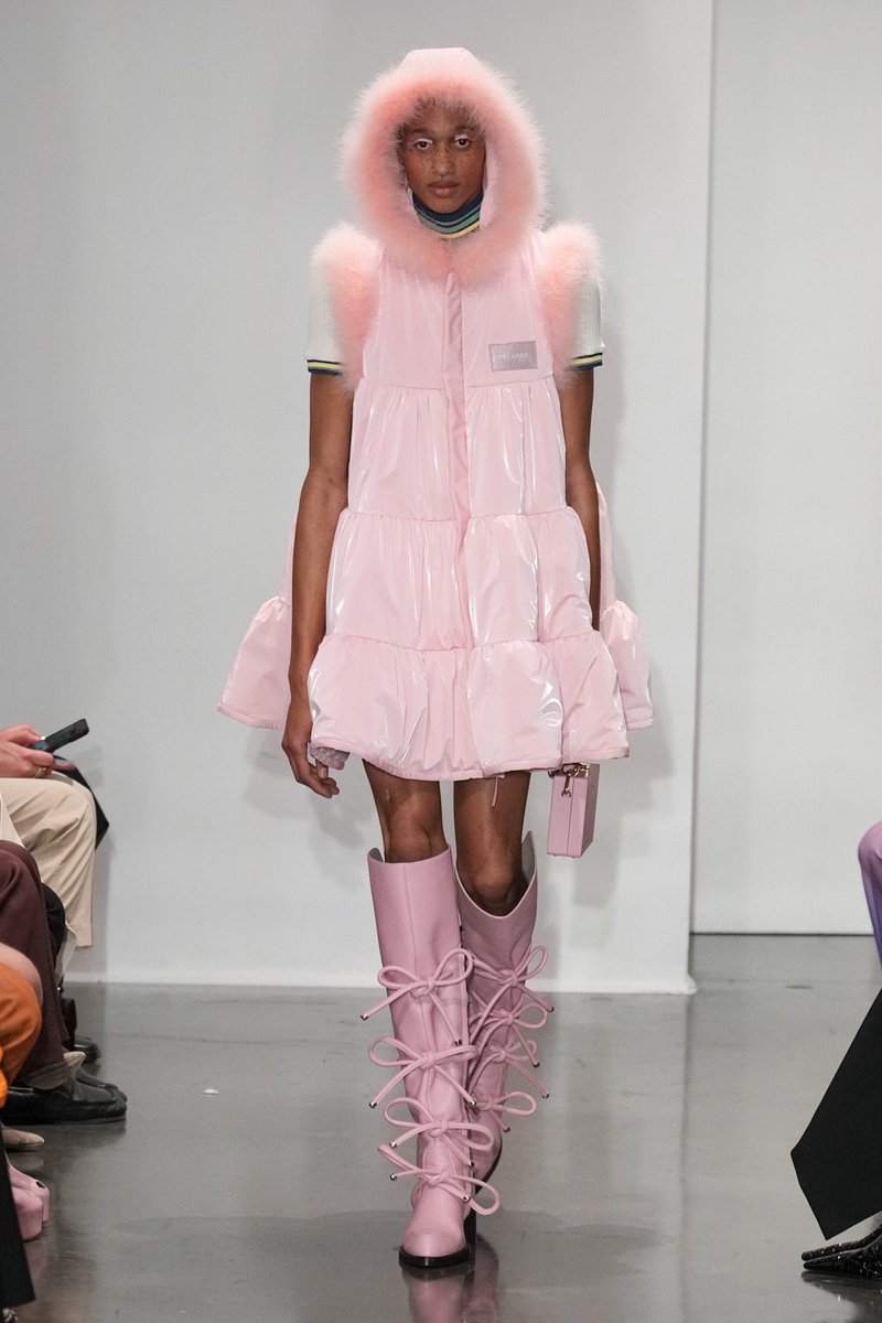 See every look from #PaolomoSpain’s fall 2023 collection: vogue.cm/muK5y2o