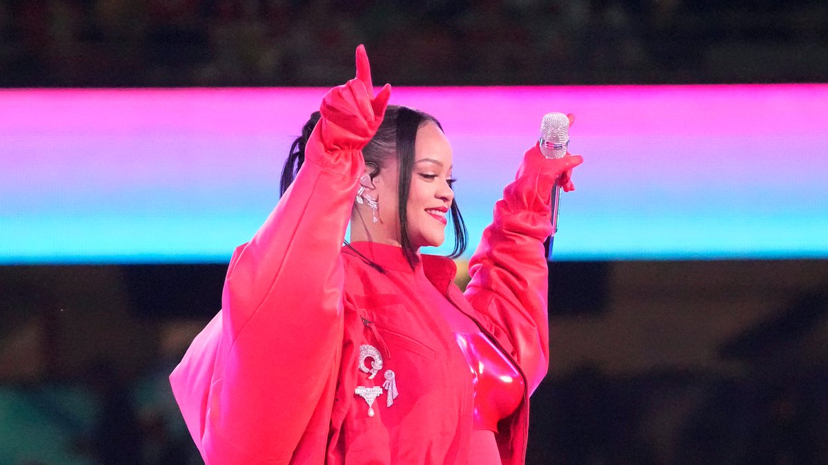 ZULEYDI P on Twitter: "Rihanna, Blake Lively, Keke Palmer and how
