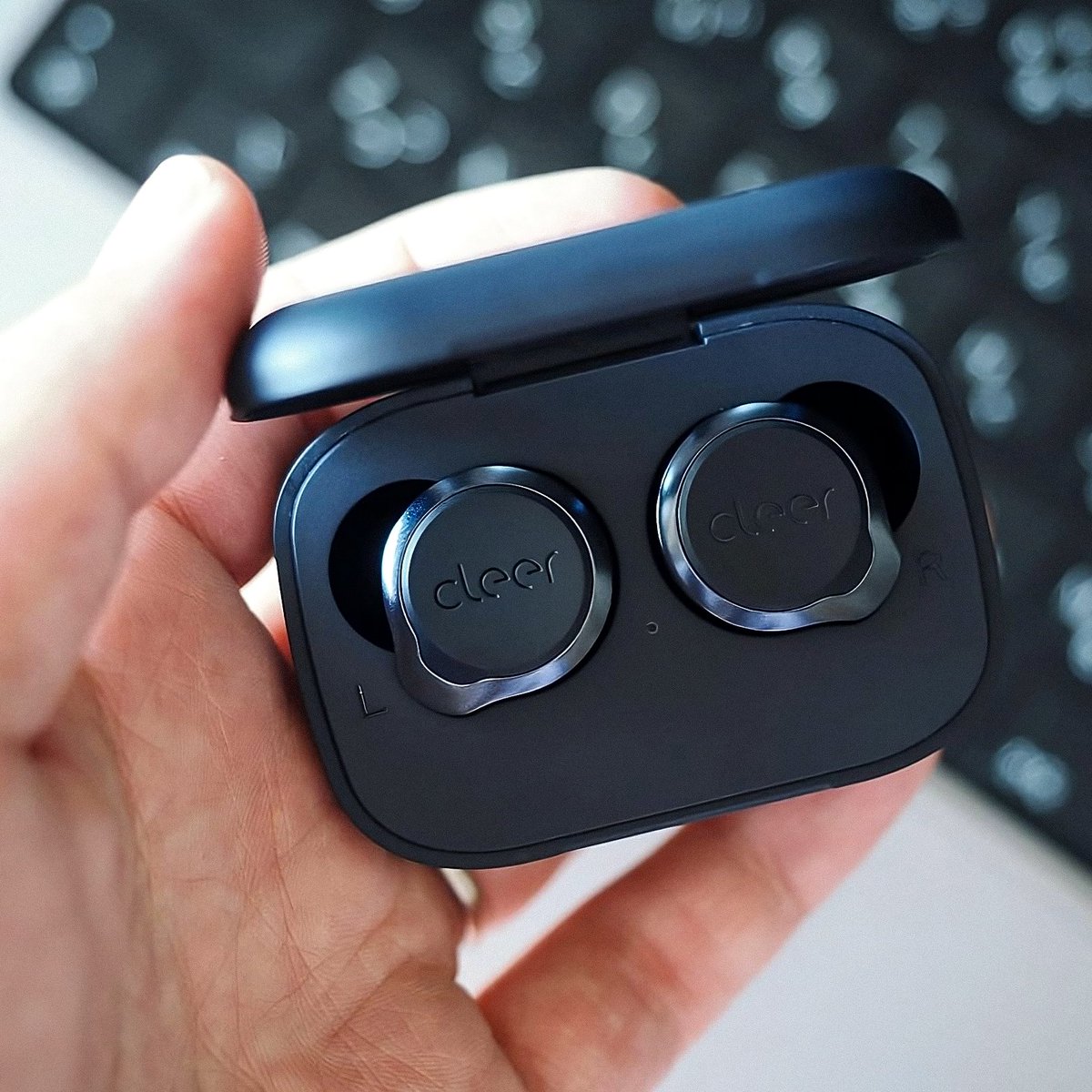 Get the best of both worlds with the Ally Plus II noise cancelling earbuds. Experience unbeatable sound quality and comfort in one sleek design.

On sale now: bit.ly/3KcIO82