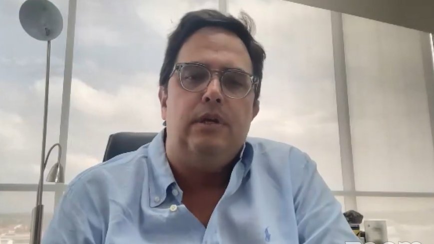 .<a href="/XavierVeraG/">Xavier Vera Grunauer, PhD, D.GE</a>, exministro de @RecNaturalesEC, hace su participación en la reinstalación de la sesión N° 013 de <a href="/ElGranPadrinoAN/">Comisión Investigación El Gran Padrino</a>,  explicando que él no tiene ninguna participación en audios o evidencias en la investigación del #CasoEncuentro.
#GranPadrino