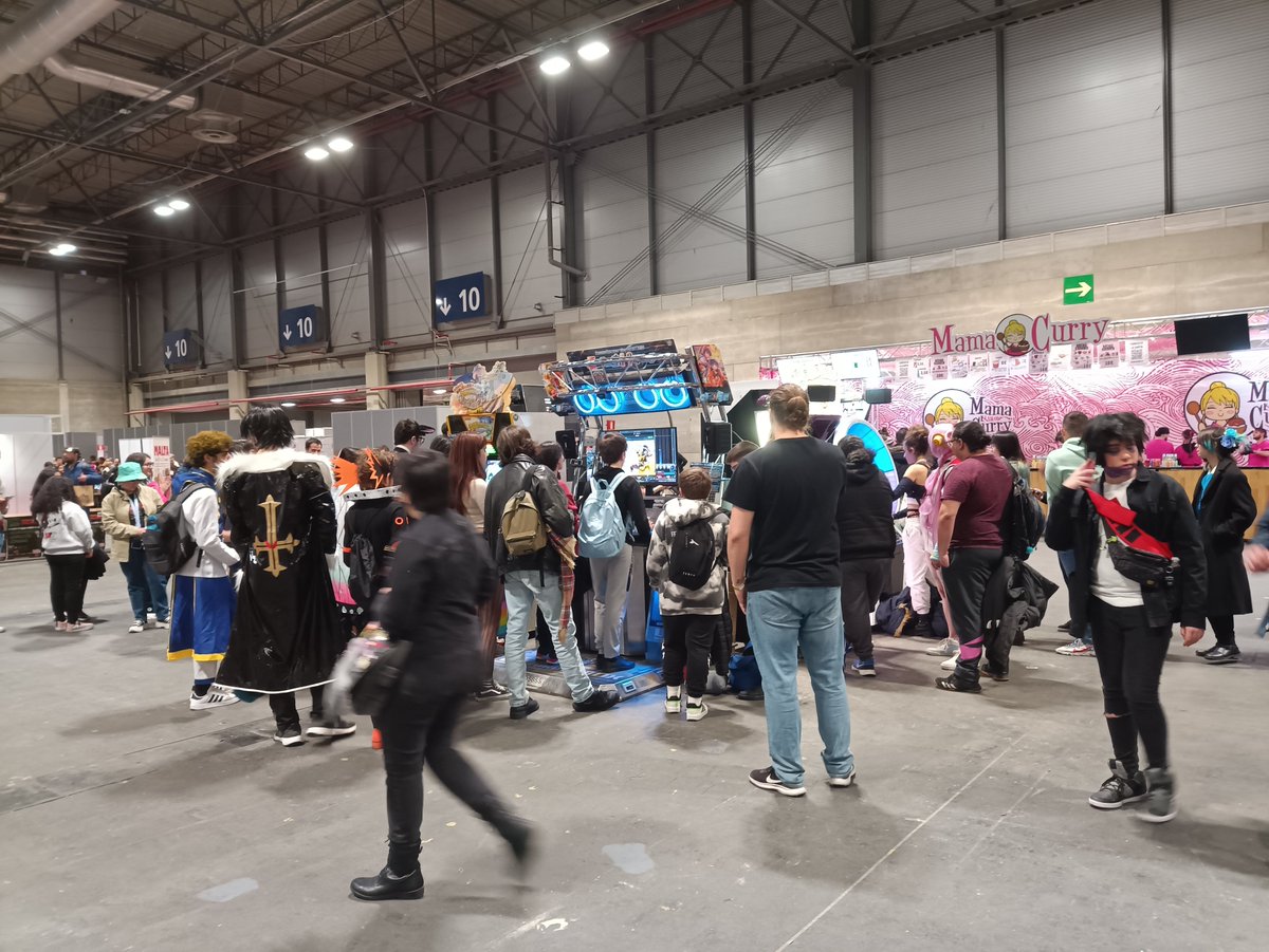 ThisOneSkunk's tweet photo. #JapanWeekendMadrid
Wacca, Chunithm, Reflec Beat, Pop'n Music and even IIDX all in one night, my first time on all of them! This was honestly such a blast!
Muchisimas gracias a @Nextage_madrid por la oportunidad!!
(I also got a missless on my second try on Wacca ehe) https://t.co/FpVxcsb2O3