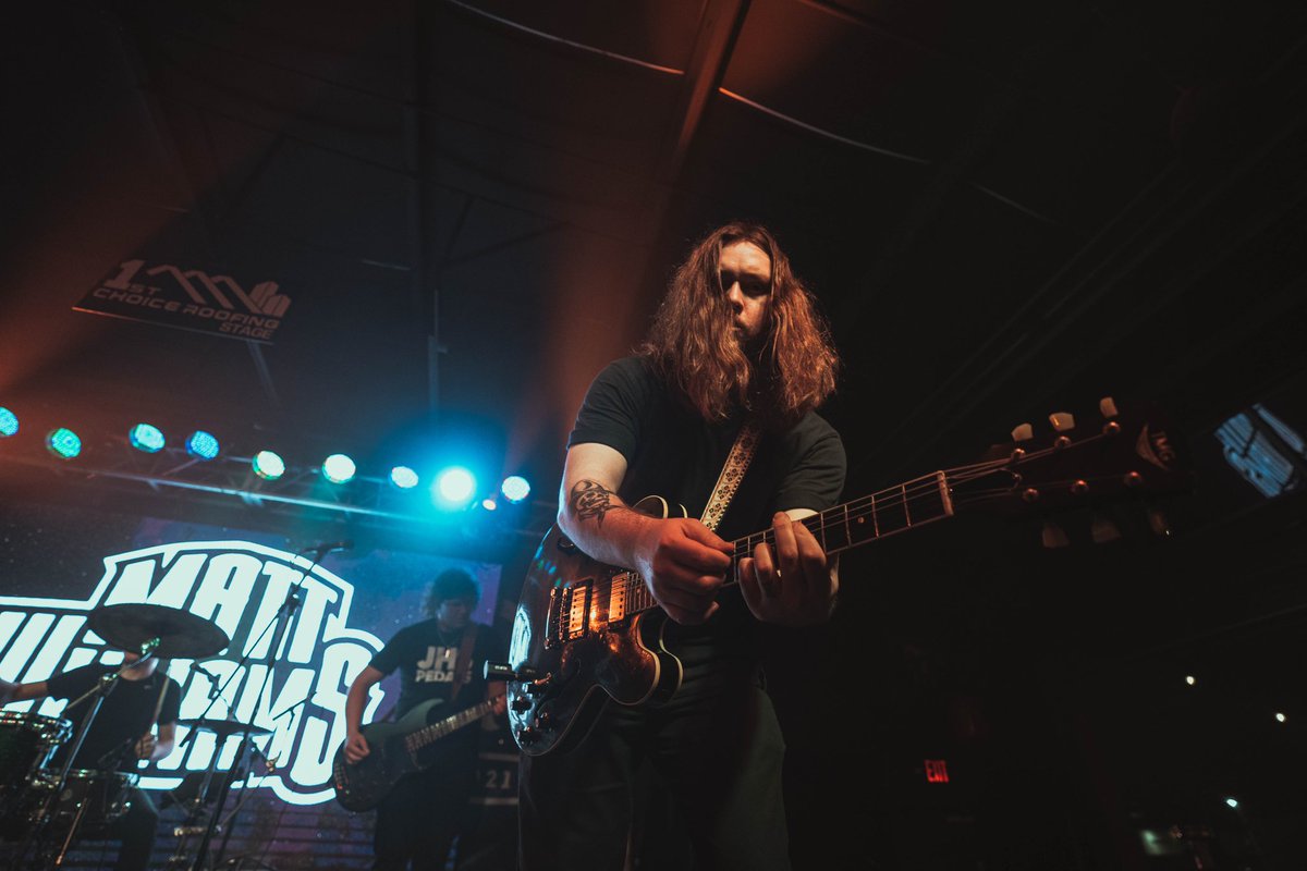 I just wanna live behind my camera 📸