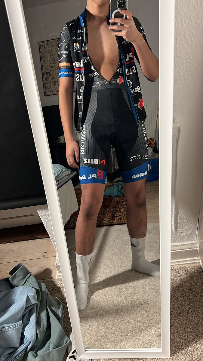 Cyclingboy tweet media