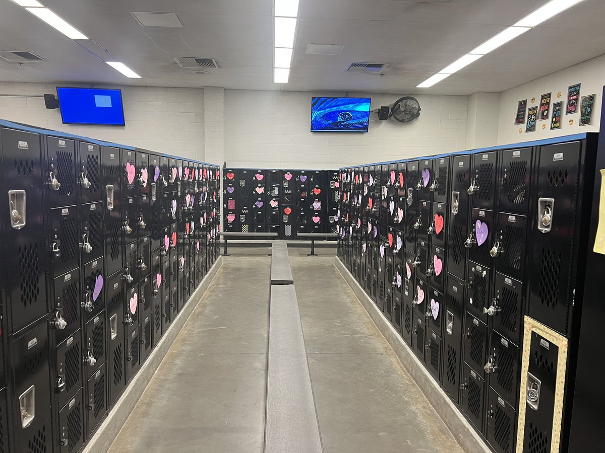 Check out what Kathy Tuttle and Christiana Narens (San Elijo Middle School, San Marcos Unified SD) did to make their students feel special!  #cupid