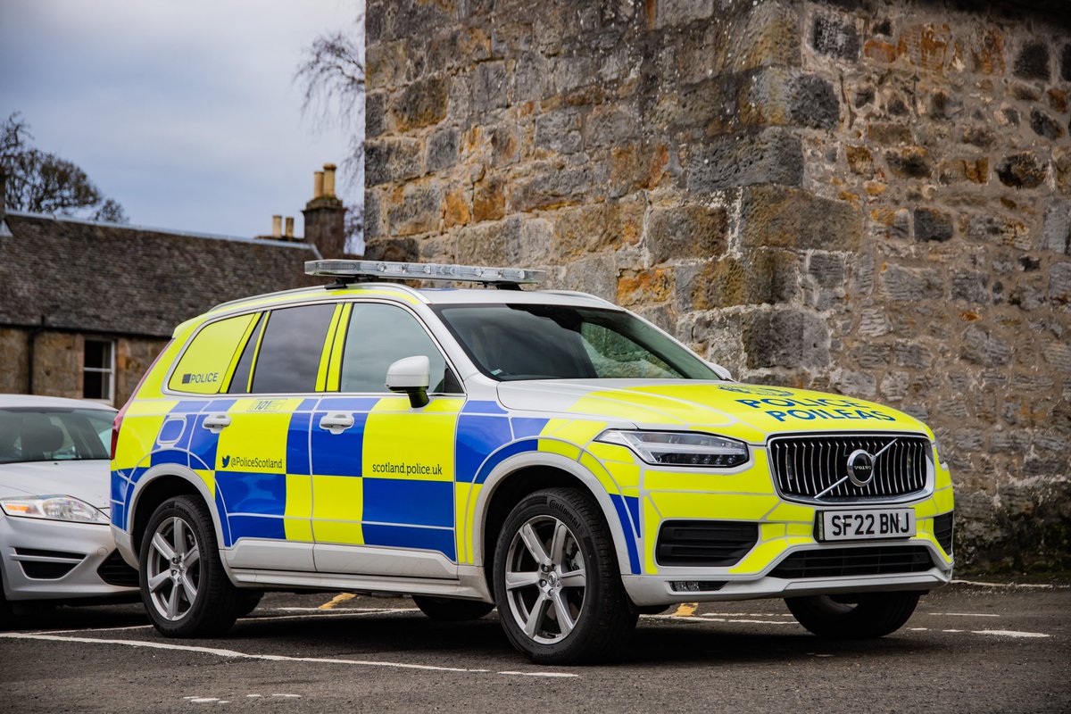 Plenty of @polscotrpu seen last week, and for once it wasn’t the same car😅 little mix of @BMW_UK and @VolvoCarUK, including #EdinburghRP with a backdrop of the Queensferry Crossing! Always nice seeing the old X5s out and about! Notice the newer X5 and XC90 are in the same spot😉