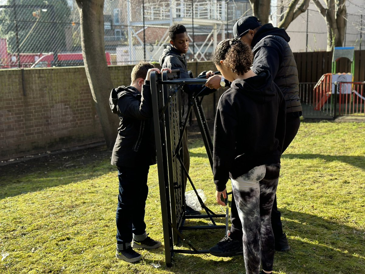 clickwandsworth's tweet photo. Great Junior Click today doing all sorts ranging from being news reporters, doing some play doh and arts to answer some questions around the pledge to even doing a bit of DIY finished off by a bit of kidspace! #getclicked #youthvoice https://t.co/jdQf3z9eAE