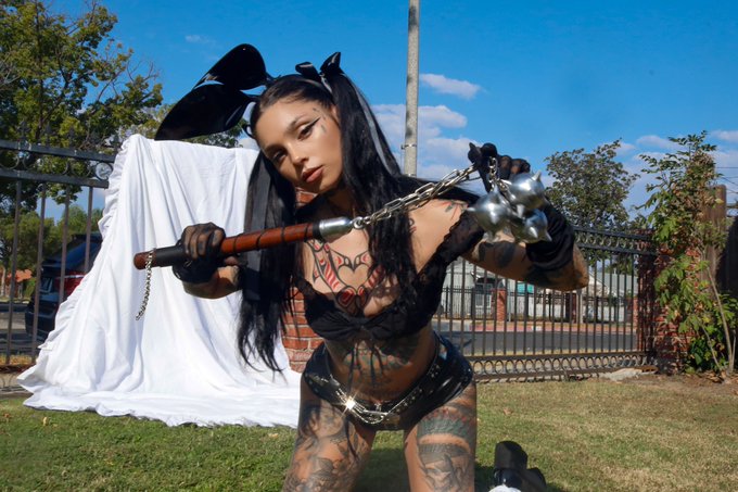 Watch TAYLOR WHITE's leaked NSFW photo on TwXstars