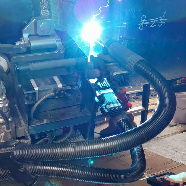 MegmeetWelding's tweet image. The ideal pipeline welding result-- stable welding current, less spatter, no distortion, and smooth welding surface can be achieved by @MegmeetWelding  Artsen Plus welding machine. 

Here are some shots of the welding process and welding result.

#pipeline #weld #pipelinewelding