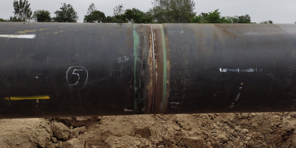 MegmeetWelding's tweet image. The ideal pipeline welding result-- stable welding current, less spatter, no distortion, and smooth welding surface can be achieved by @MegmeetWelding  Artsen Plus welding machine. 

Here are some shots of the welding process and welding result.

#pipeline #weld #pipelinewelding