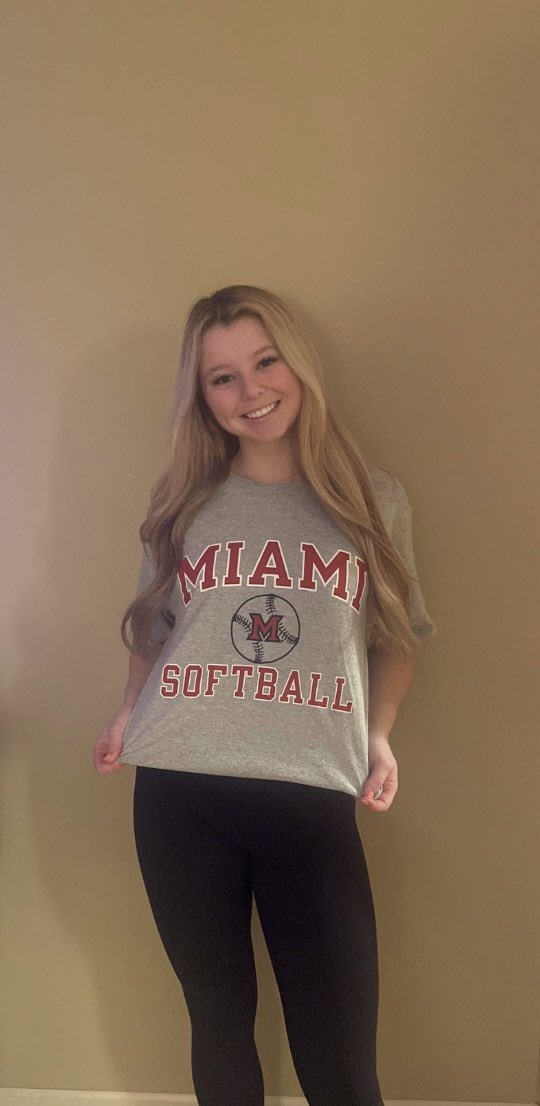 NathalieHagle24's tweet photo. Rise Up RedHawks!! @Coach2K_Miami @mzerkleee @ckvierstra @MojoDeWitt https://t.co/XKtdlAqJen