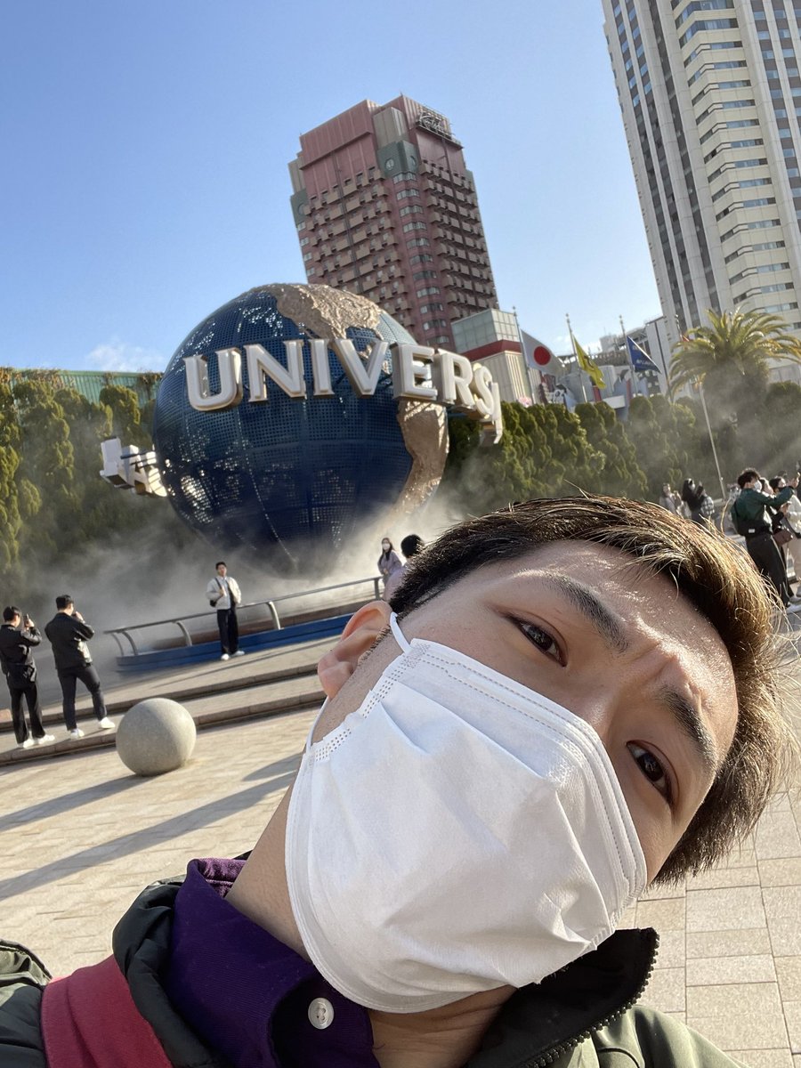 catssee54's tweet photo. ユニバ楽しいユニバ最高外寒い https://t.co/7EyxUAxzUq
